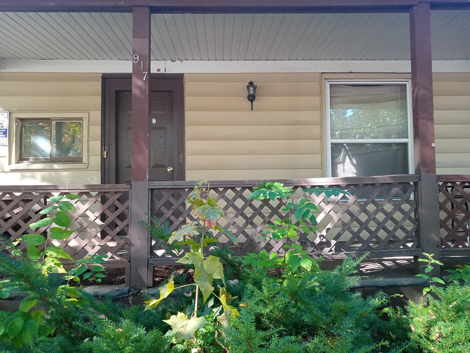 917 Seymour — Photo 2