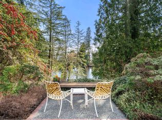 895 Elveden Row, West Vancouver, BC V7S 1Y7