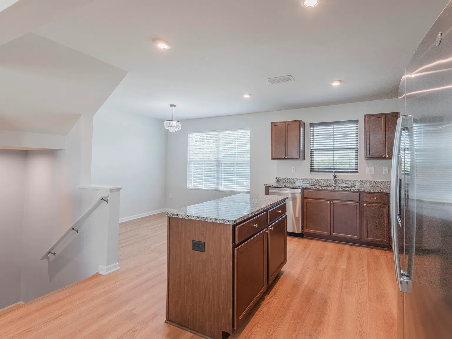 4614 Black Drum Dr — Photo 1