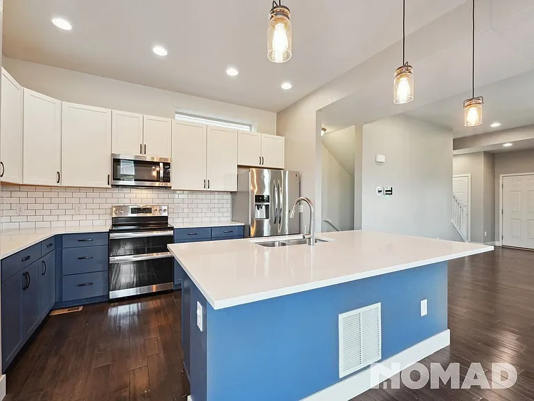 2592 Iola St — Photo 9