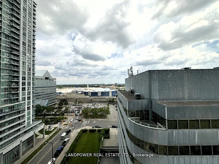 25 Town Centre Ct #1601 — Photo 11