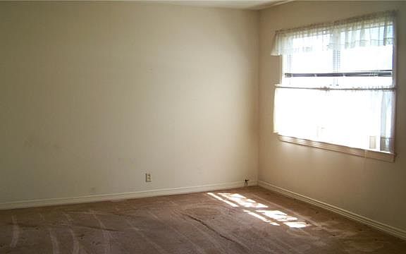 3rd image of 1431 S Marlborough Ave