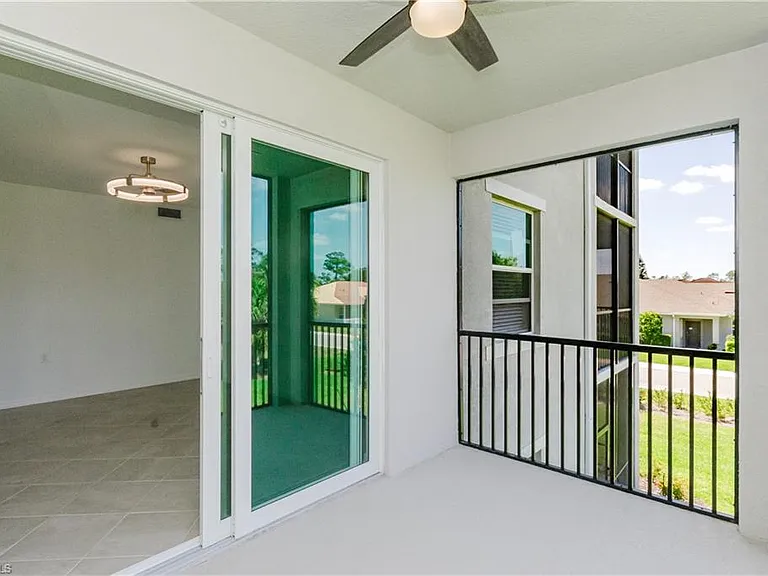 18451 Copperhead Ct N #522 — Photo 16