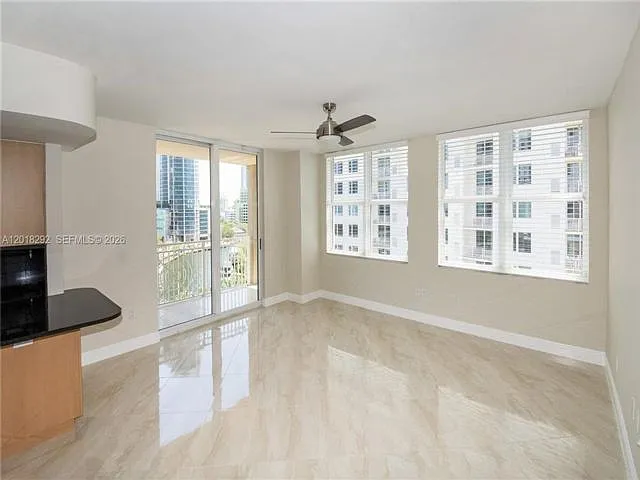 511 SE 5th Ave — Photo 10