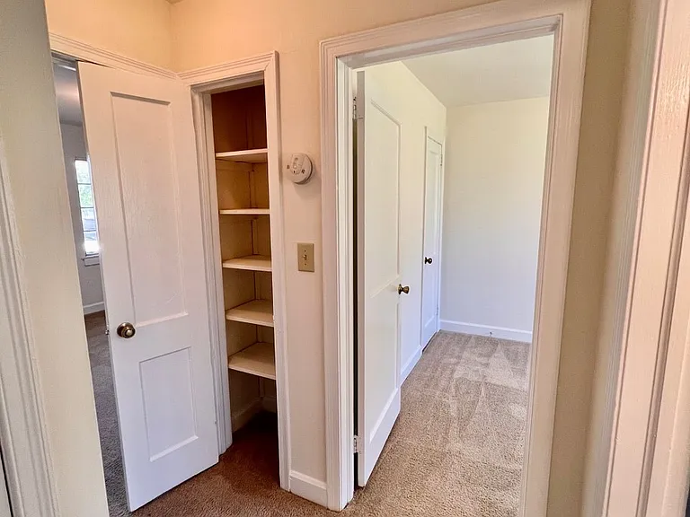 2731 Lawndale Rd — Photo 9