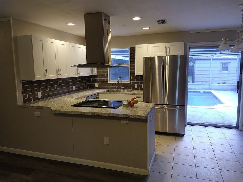 1st image of 419 Parkland Ave #419