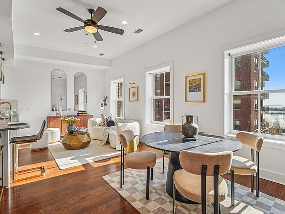 3rd image of 72 Essex St APT 7