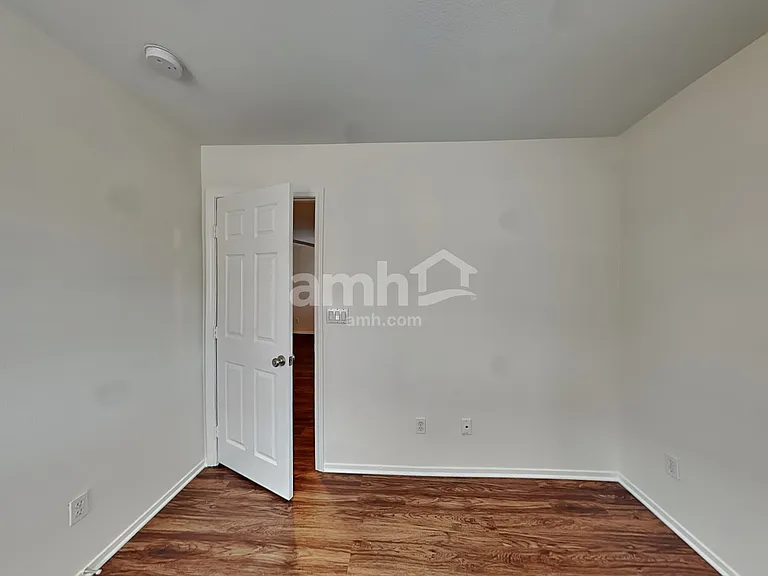 197 Shaded Peak St — Photo 19