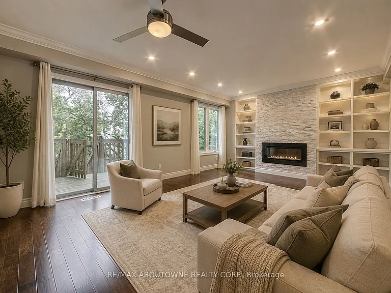 2353 Marine Dr #3 — Photo 8