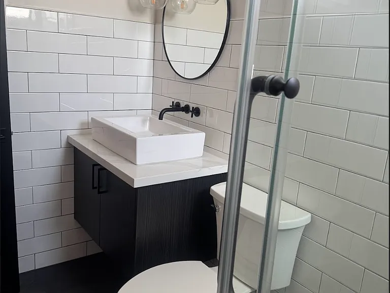 1259 Market St #8 — Photo 8