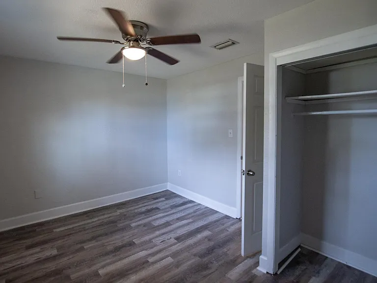 4710 W Price Ave — Photo 14
