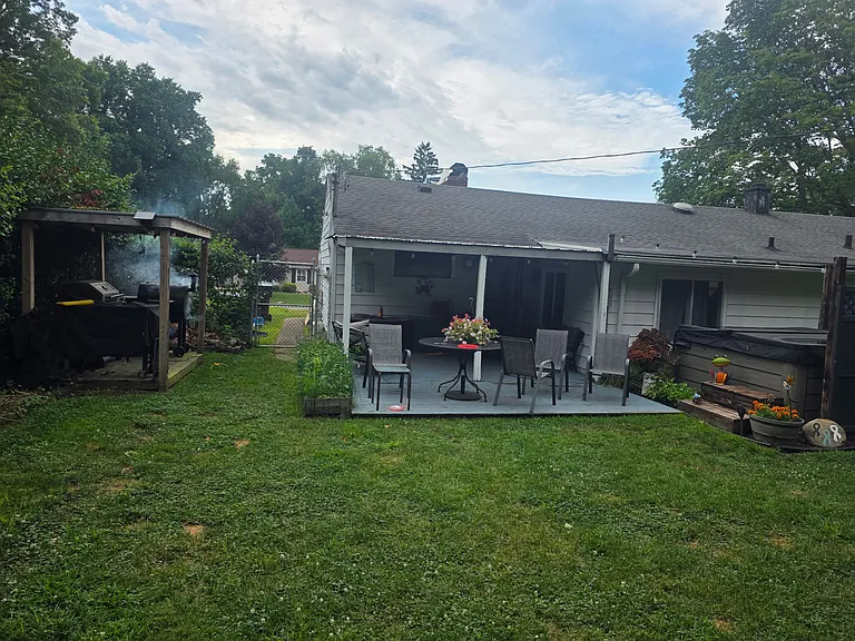 2606 York Rd — Photo 3