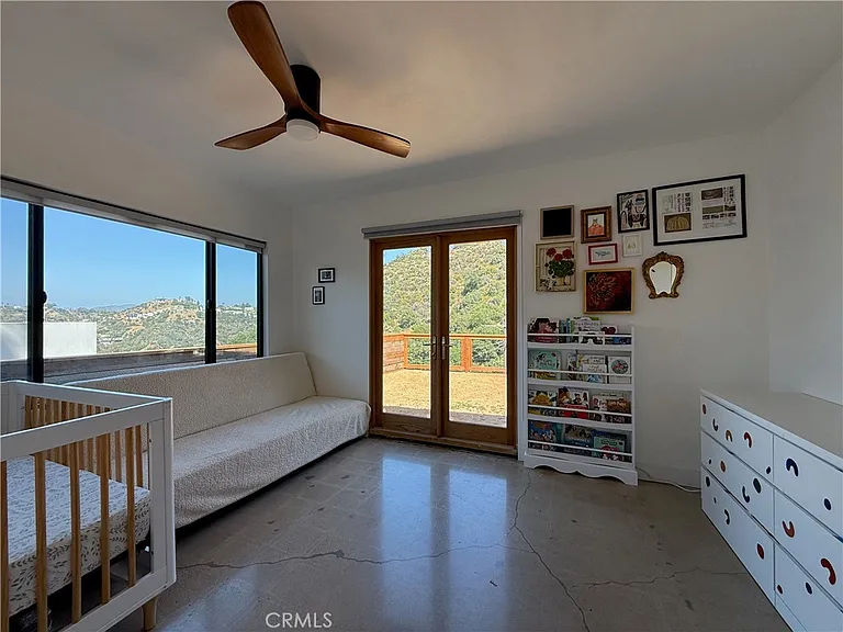 8515 Crescent Dr — Photo 10