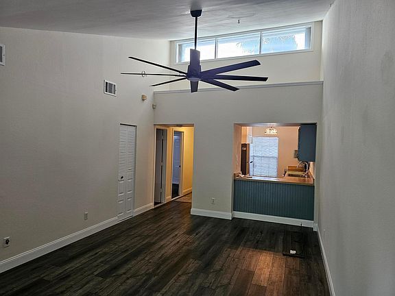 4th image of 1468 SE Colchester Circle