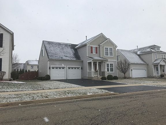 2nd image of 2466 Claridge Ln