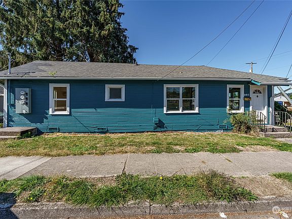3rd image of 901 Pacific Avenue S