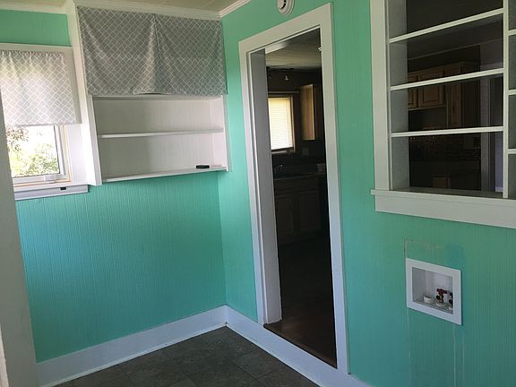 5th image of 921 S Home St