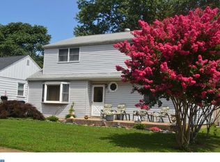 15 Thelm Rd, New Castle, DE 19720