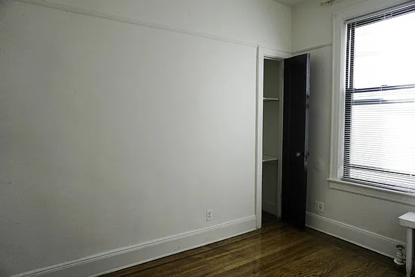 Rented by Camelot Realty Group | media 17