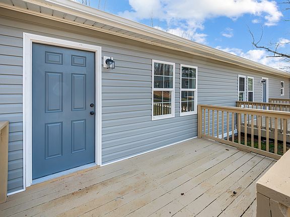 3rd image of 244 Newcomb Dr