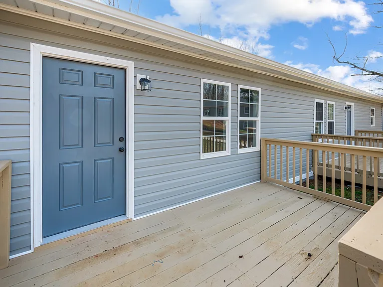 244 Newcomb Dr — Photo 3