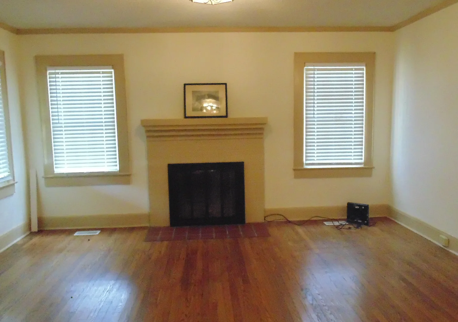 1102 Dodson Street - 1 — Photo 2