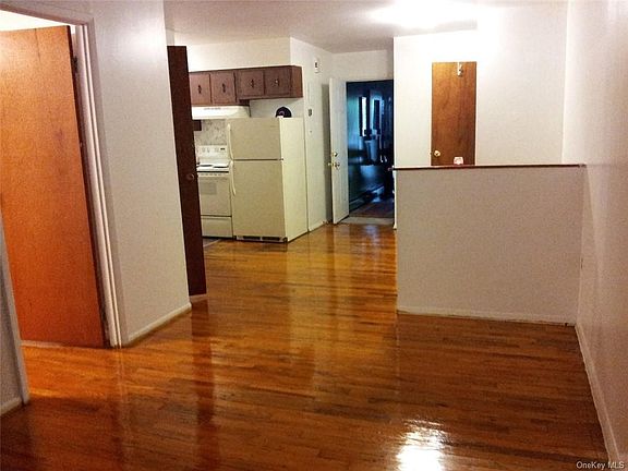 2nd image of 2915 Bruner Ave APT 1