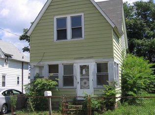 1557 S Delaware St, Paulsboro, NJ 08066