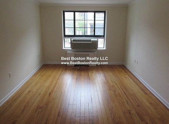 4th image of 1642 Massachusetts Ave #406