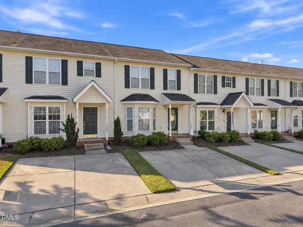 5205 Tanglewood Creek Ct, Raleigh, NC 27610