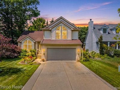 321 Forestview Dr, Waterford, MI, 48327