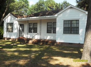 1100 Walnut St, Newport, AR 72112