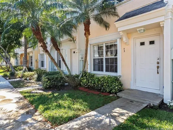 43 Simonton Cir, Fort Lauderdale, FL 33326