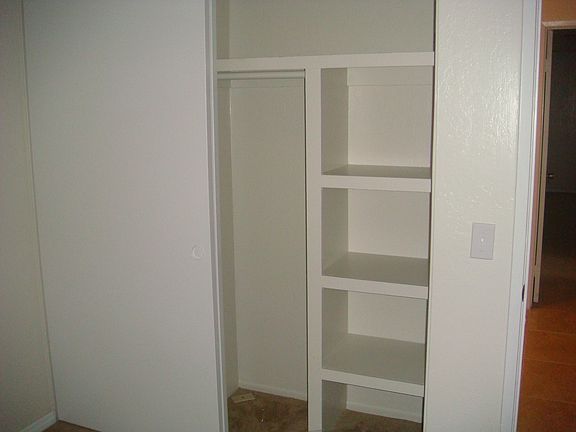 Bulit-in closet organizer