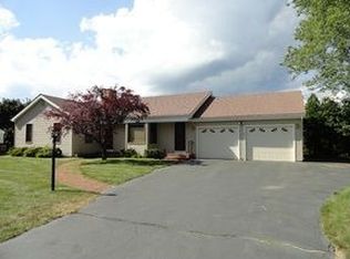 50 Hillview Rd, Gorham, ME 04038