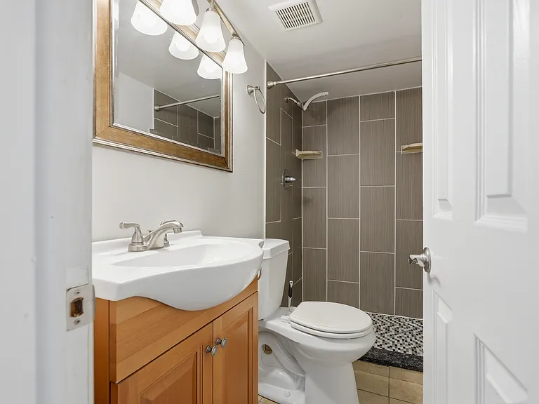 3130 Greenlawn Ave — Photo 13