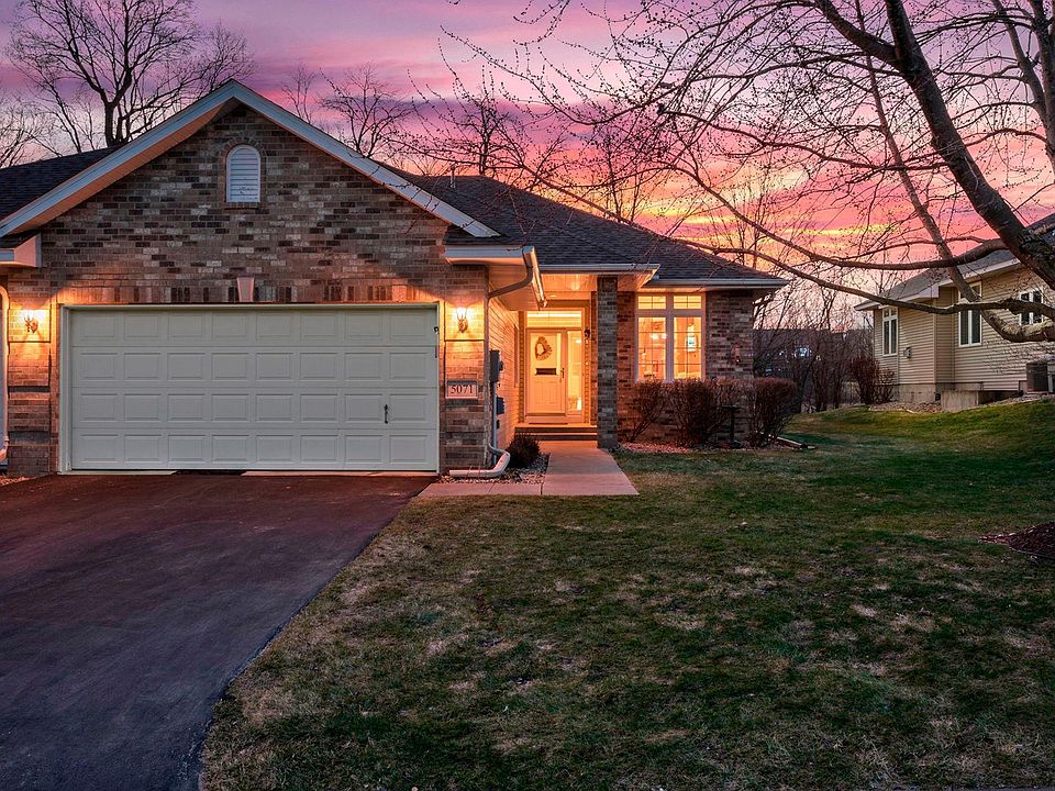 1st image of 5071 E Oak Point Dr
