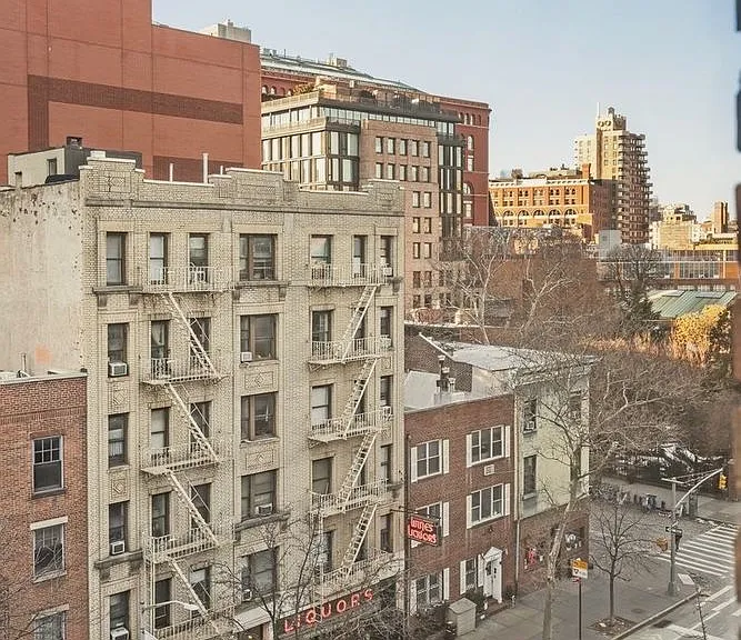 67 Morton St #6D — Photo 6