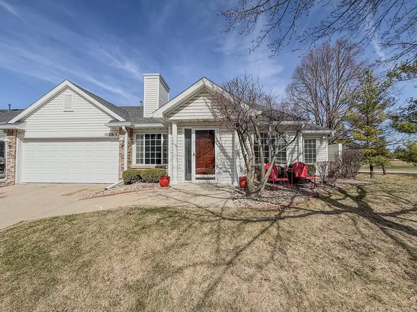 10516 Meredith Dr APT 1, Urbandale, IA 50322