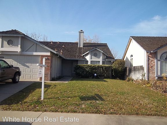 2nd image of 8015 Northern Oak Cir
