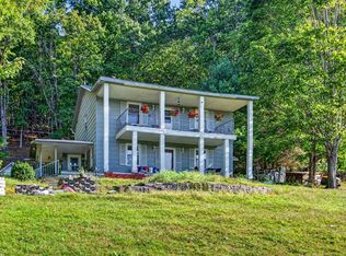403 Wright Mountain Dr, Bland, VA 24315
