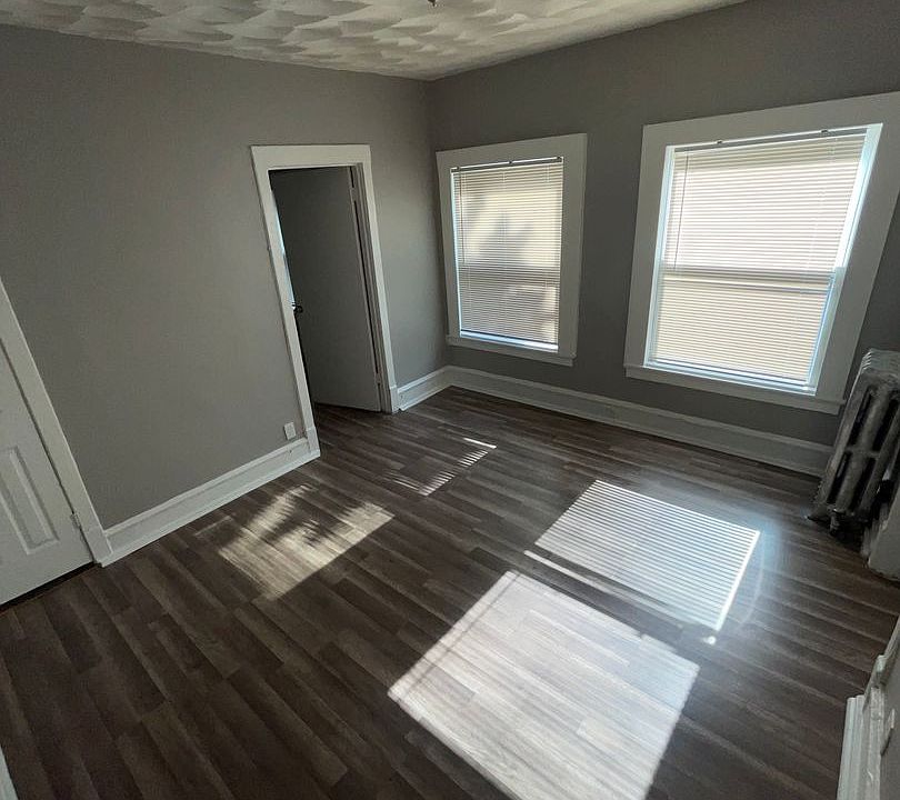 1st image of 6122 S Martin Luther King Dr #2