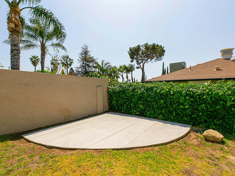 10929 Whitegate Ave — Photo 46
