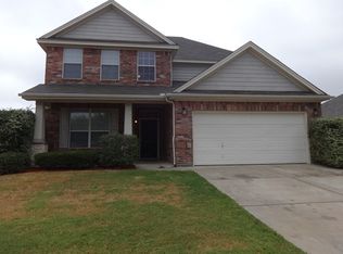 801 Linden Dr, Burleson, TX 76028