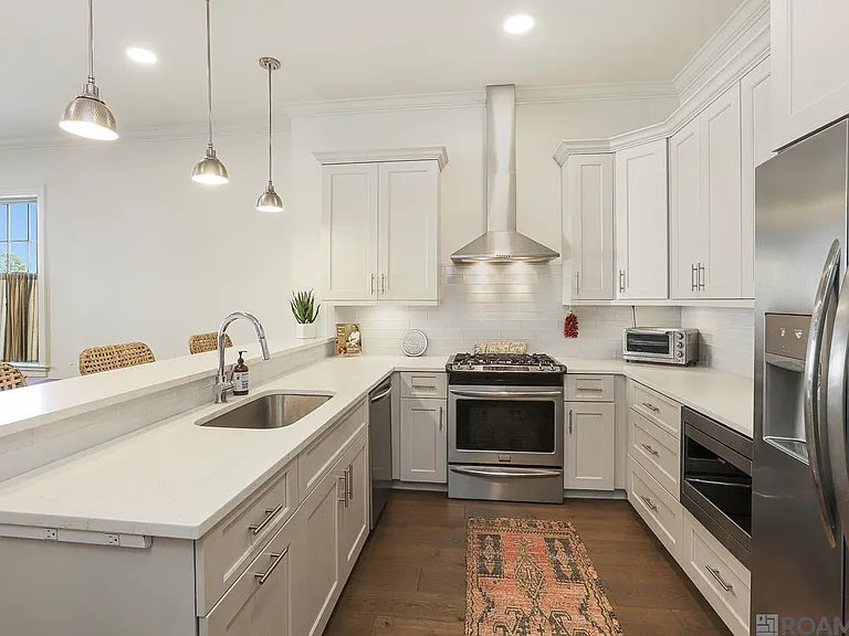 8211 Village Plaza Ct #2B — Photo 1