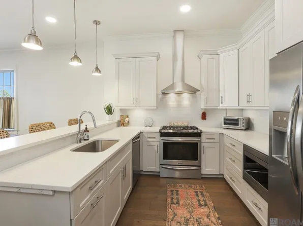 8211 Village Plaza Ct #2B, Baton Rouge, LA 70810