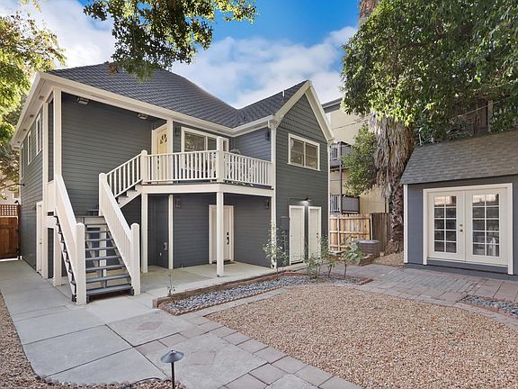 4th image of 912 E St APT 3