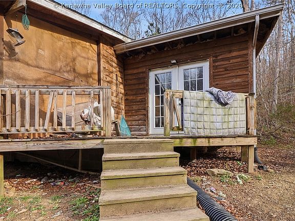 3rd image of 155 Tolsia Heights Rd