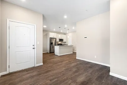 1607 Grand Harmony Blvd - 102 — Photo 3