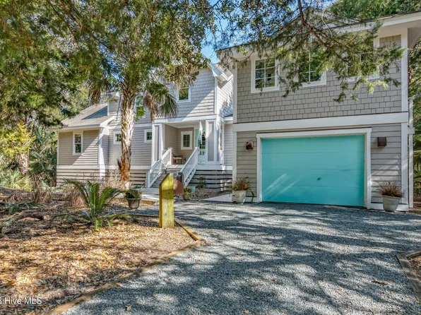 11 Red Cedar Trail, Bald Head Island, NC 28461